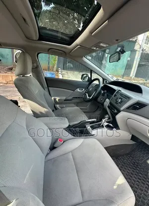 Honda Civic 2012 White