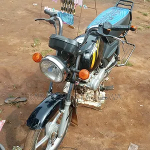 TVS HLX 125 2024 Black