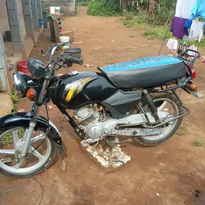 TVS HLX 125 2024 Black