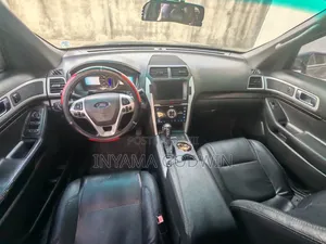 Ford Explorer 2012 Black