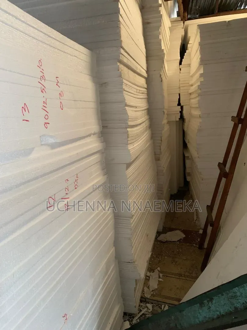 Quality Polystyrene Materials of Different Sizes