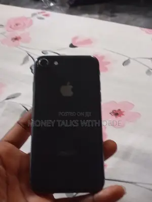 Apple iPhone 8 64 GB Black