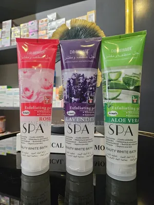 Beauty White Bath Exfoliating Gel