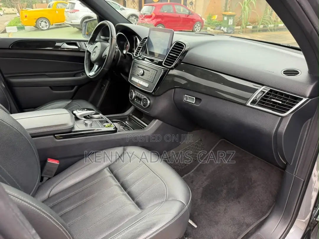 Mercedes-Benz GLE-Class 2017 Gray