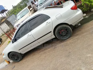 Toyota Corolla 2004 Silver