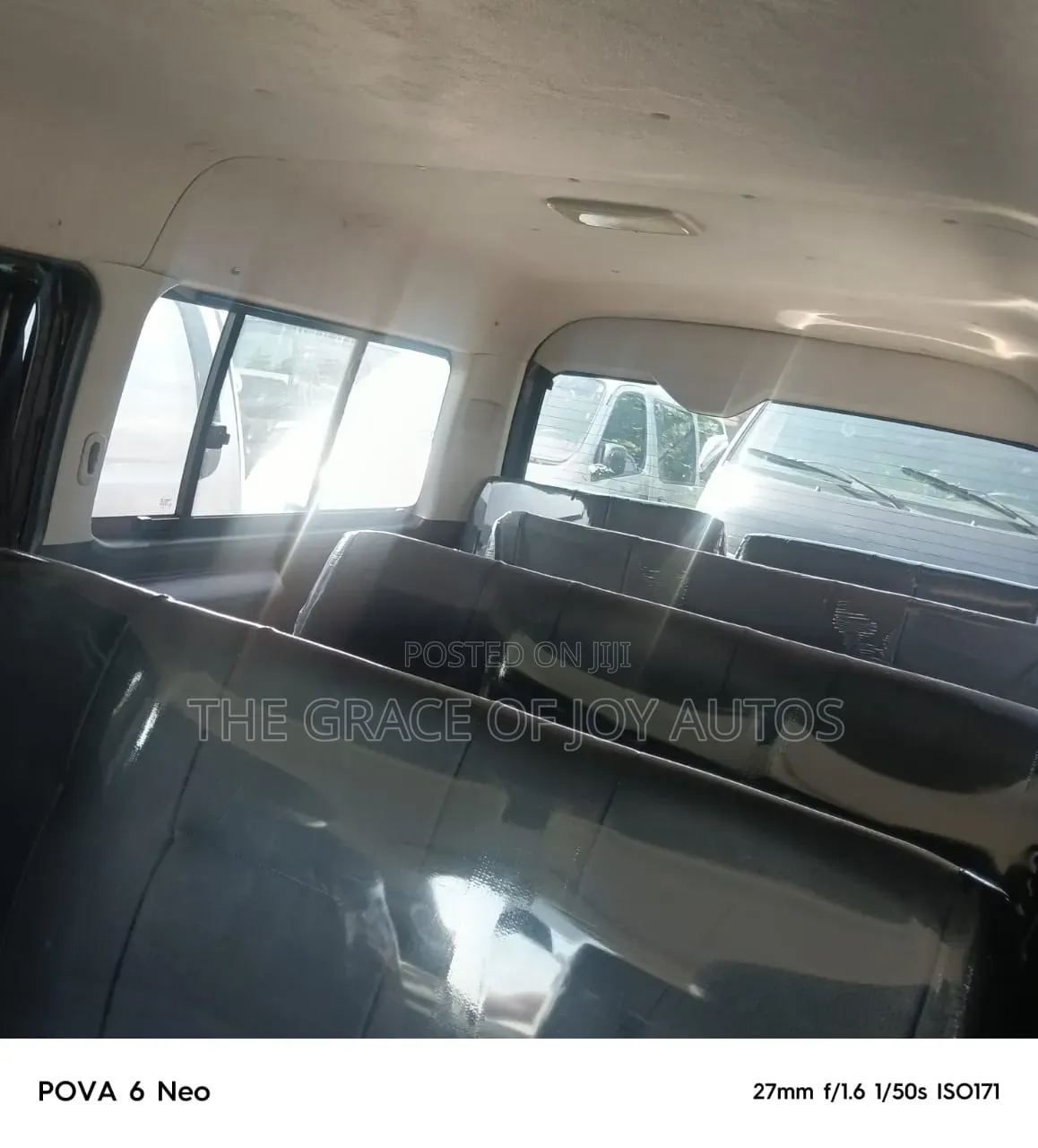 Toyota HiAce 2015 Silver