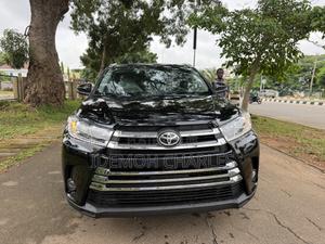 Toyota Highlander XLE 4x2 V6 (3.5L 6cyl 8A) 2018 Black