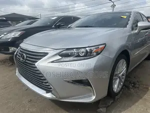 Lexus ES 2015 Silver