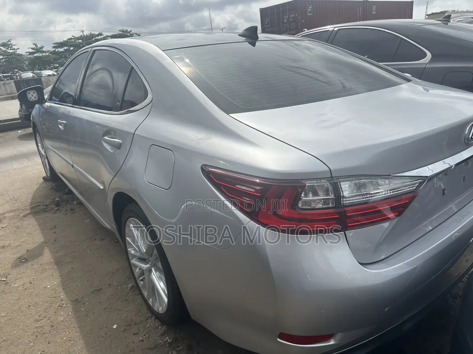 Lexus ES 2015 Silver