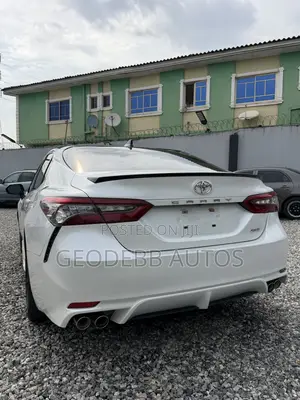 Toyota Camry 2022 White