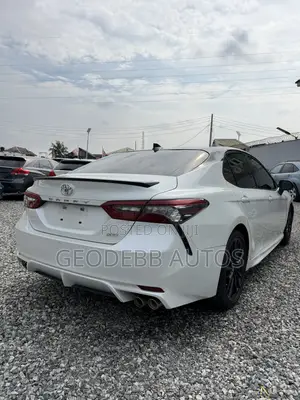Toyota Camry 2022 White