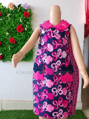 Free Causal Dresses
