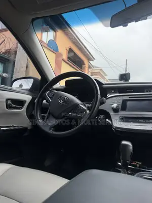 Toyota Avalon XLE 4dr Sedan (3.5L 6cyl 6A) 2014 Blue