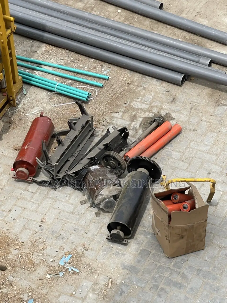 Hollow Concrete Paving Brick and Block Moulding Machine