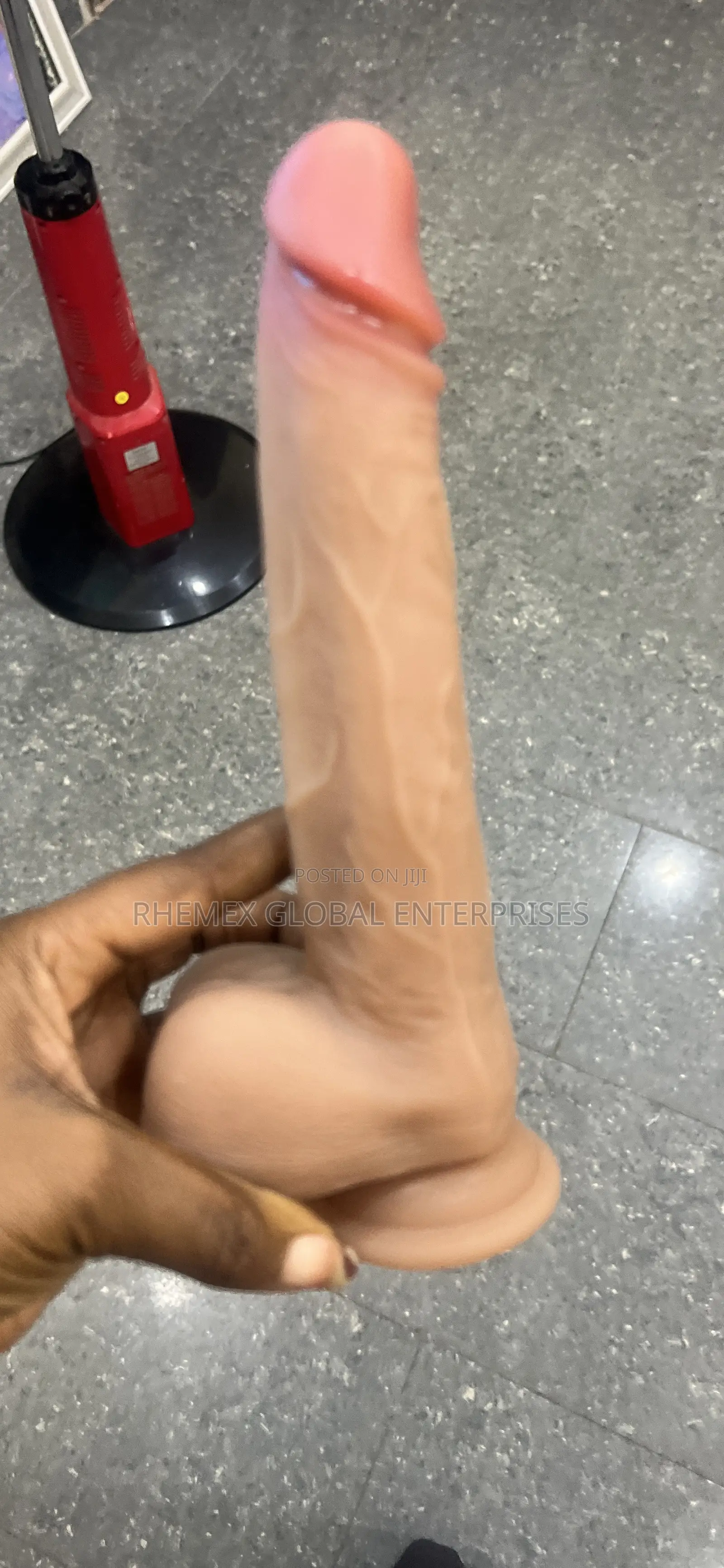 Dildo Vibrating and Thrusting Dildo