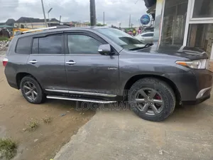 Toyota Highlander Limited 2008 Gray