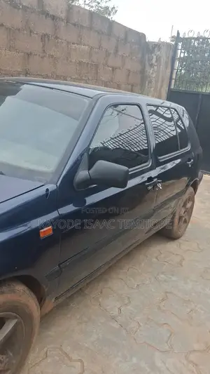 Volkswagen Golf 2003