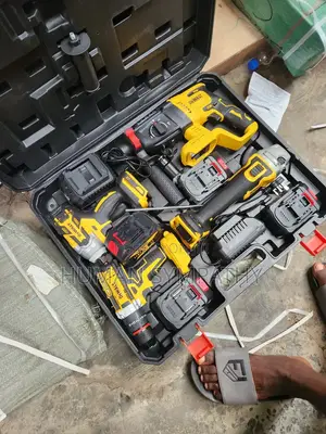 Battery Cutting Machine