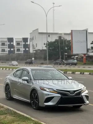 Toyota Camry XSE V6 FWD (3.5L 6cyl 8AM) 2018 Silver