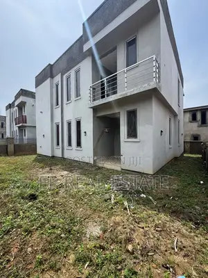 4bdrm Duplex in Apo District for sale