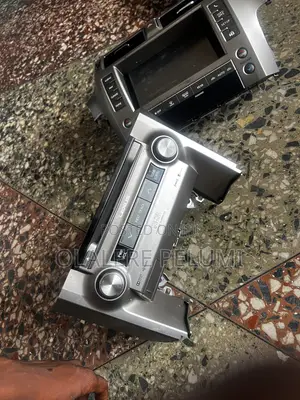 Car Stereo With Gear Cover Set Up