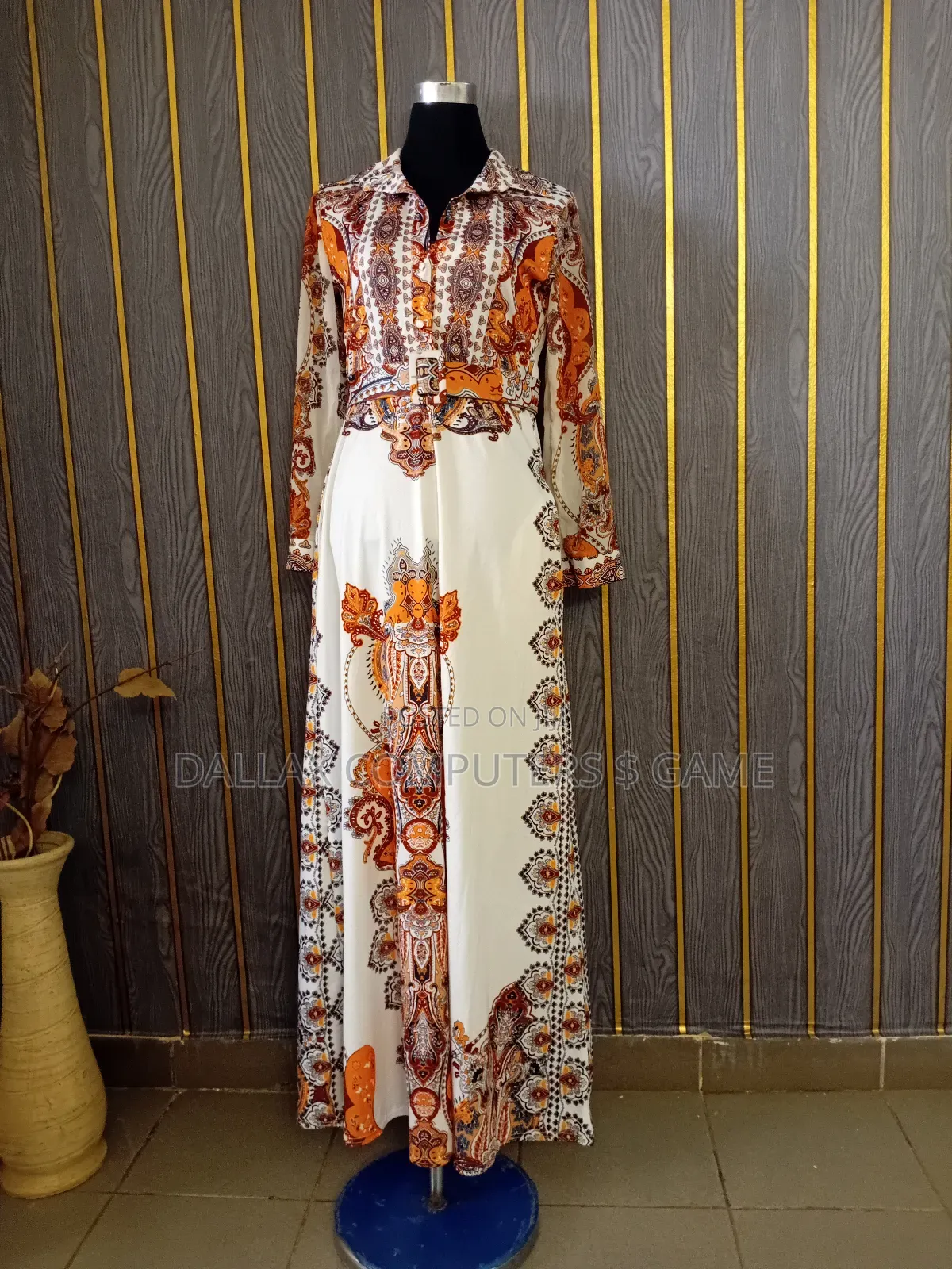 Flay Multi-Coloured Gown With Belt.