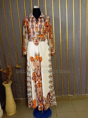 Flay Multi-Coloured Gown With Belt.