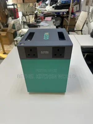 2000 Watt Meco Solar Generator With Panel