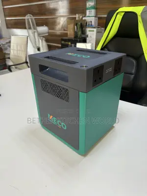 2000 Watt Meco Solar Generator With Panel