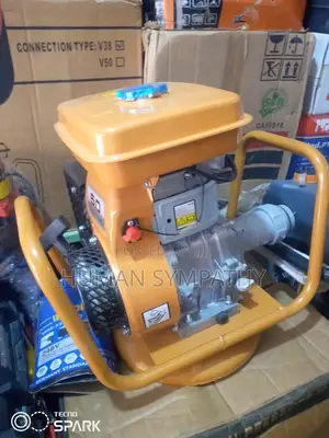 Petrol Poker Vibrator