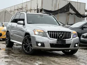 Mercedes-Benz GLK-Class 350 4MATIC 2010 Silver