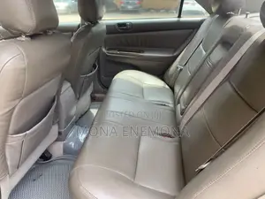 Toyota Camry 2004 Red