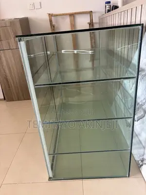 Snacks/Pastry Glass Display