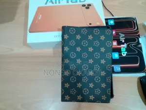 AirTab i17 Pro Max 1 TB Red