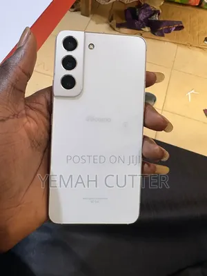 Samsung Galaxy S22 5G 256 GB White