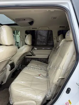 Lexus GX 460 Base 2014 White