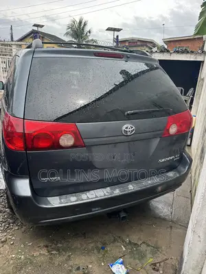 Toyota Sienna 2007 Gray