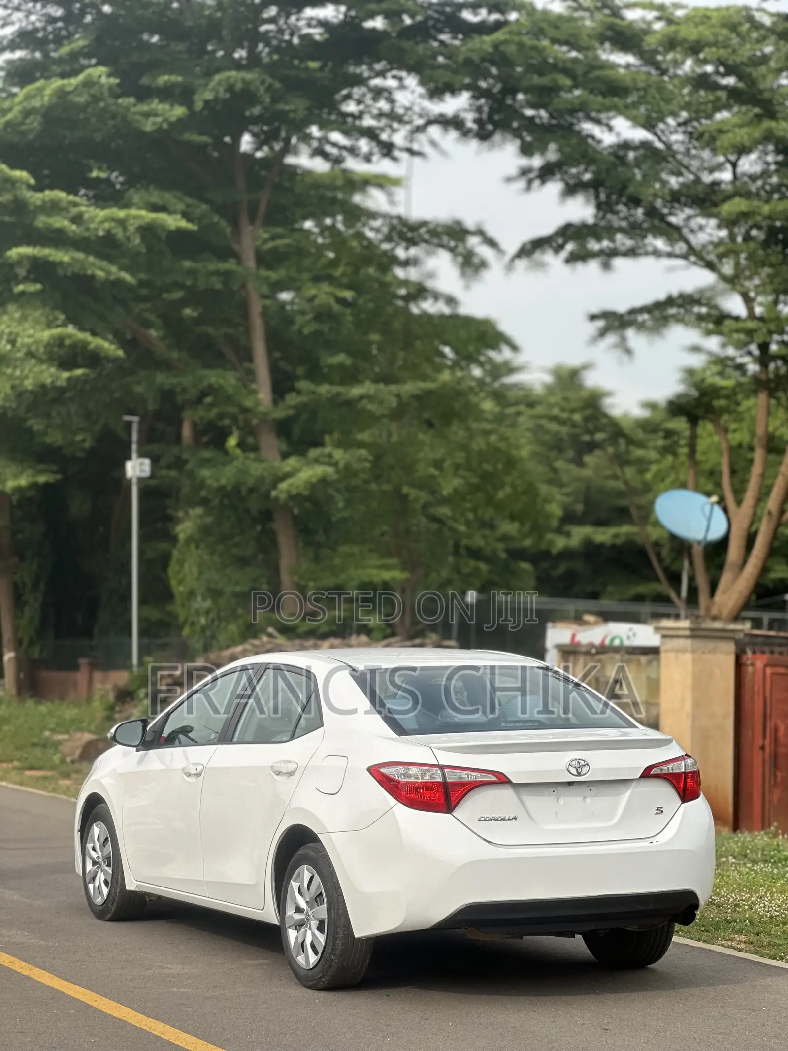 Toyota Corolla 2017 White