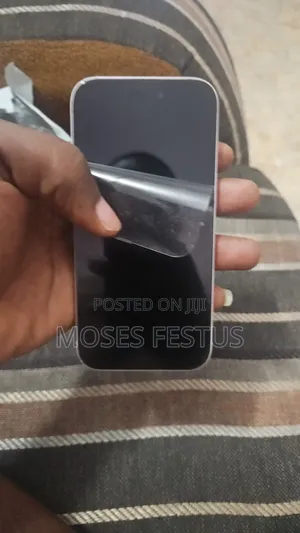 Apple iPhone 14 128 GB Silver