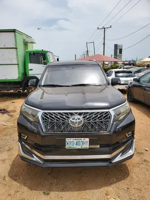 Toyota Land Cruiser Prado 2025 Black