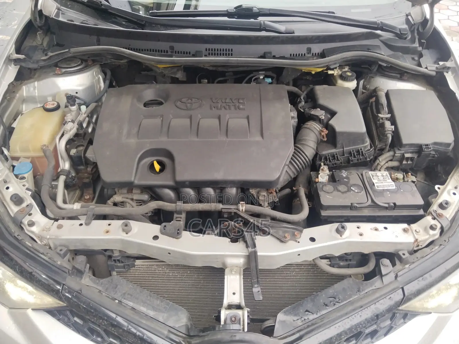 Toyota Corolla 2017 Silver