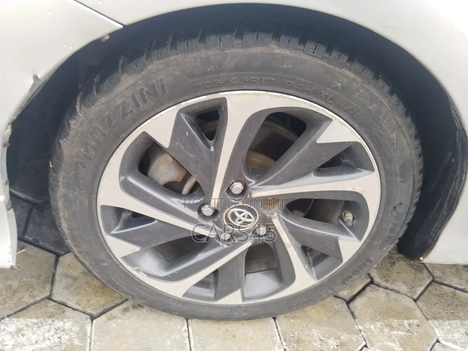 Toyota Corolla 2017 Silver