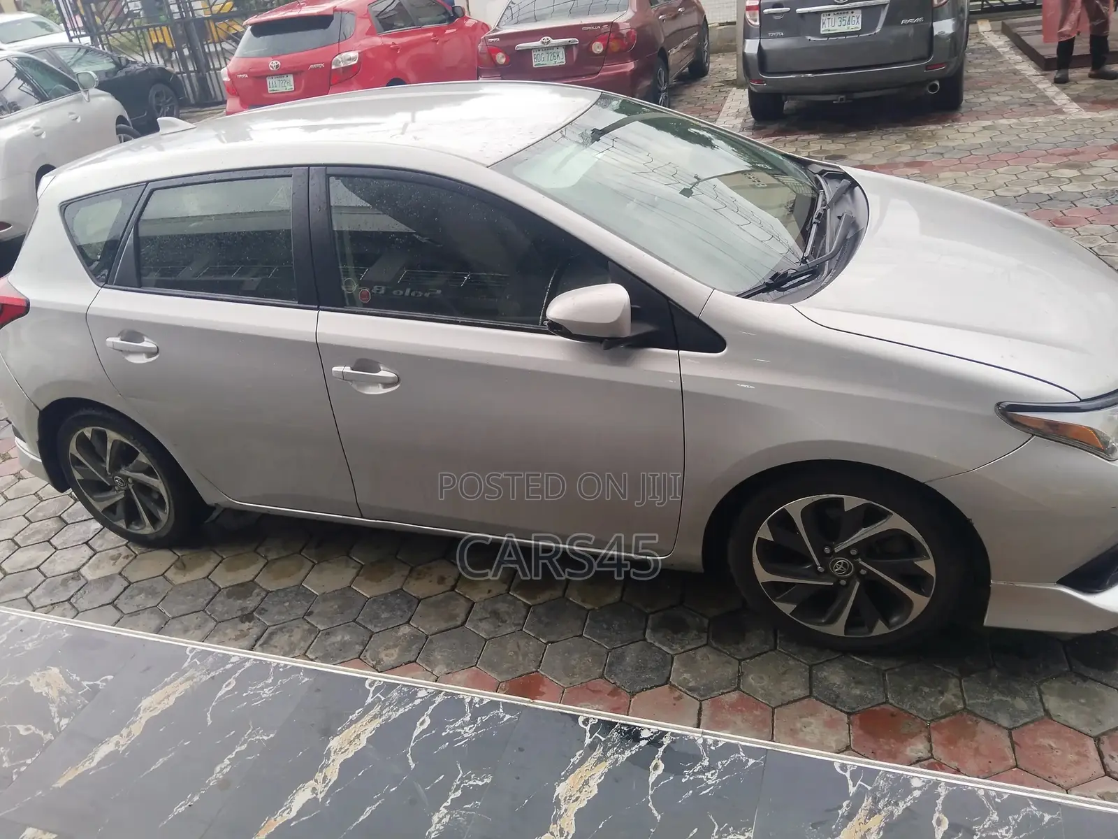 Toyota Corolla 2017 Silver