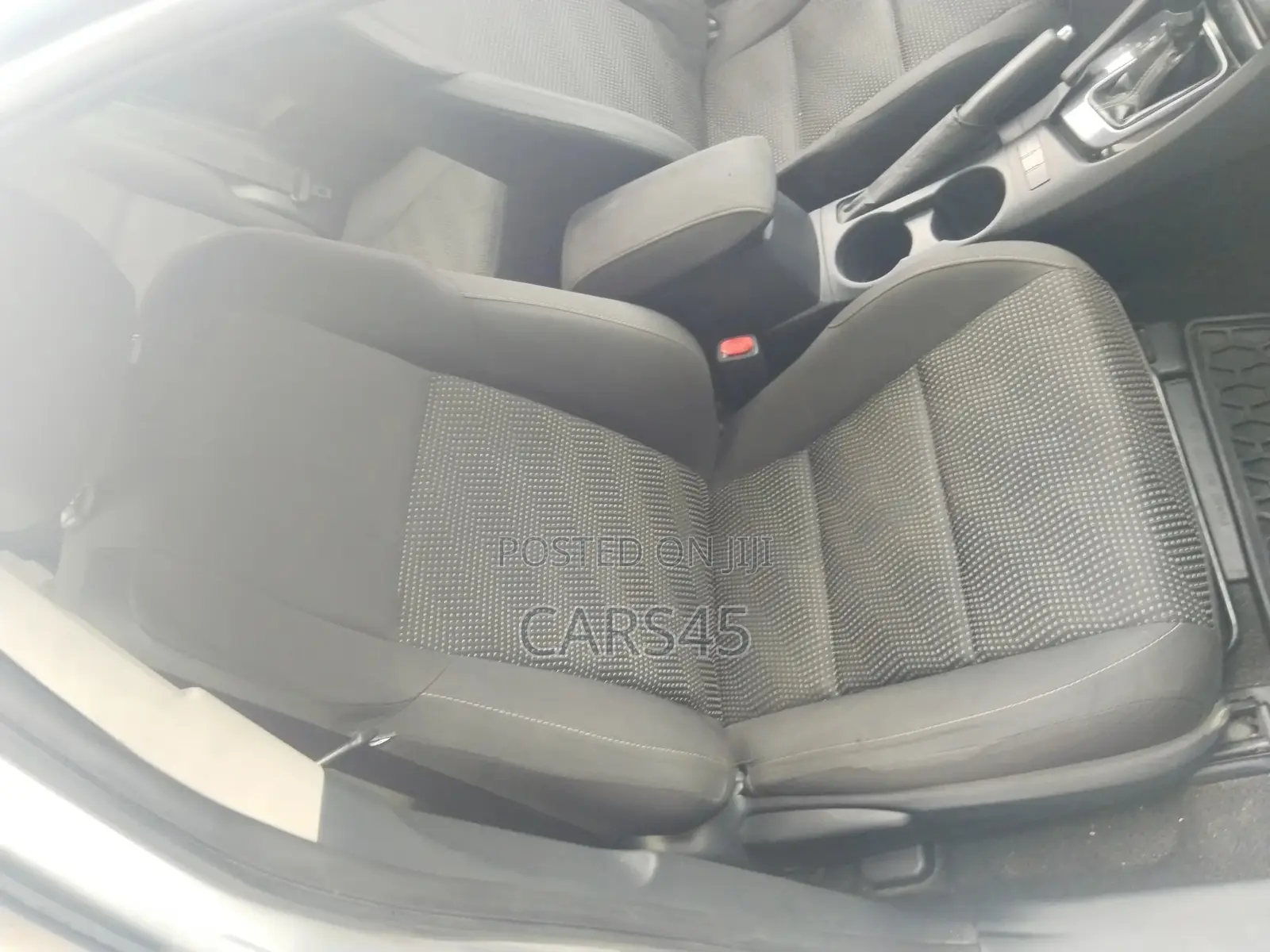 Toyota Corolla 2017 Silver