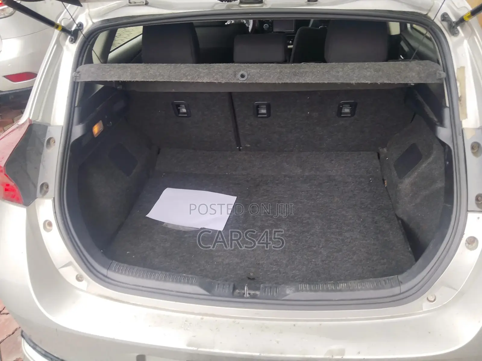 Toyota Corolla 2017 Silver