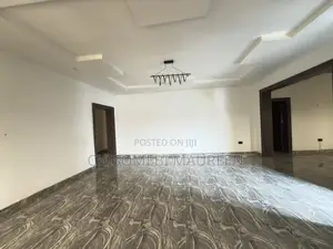 3bdrm Block of Flats in Wuye for rent
