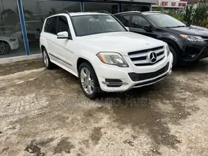 Mercedes-Benz GLK-Class 350 4MATIC 2014 White