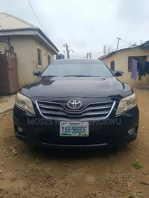 Toyota Camry XLE 4dr Sedan (2.5L 4cyl 6A) 2011 Black