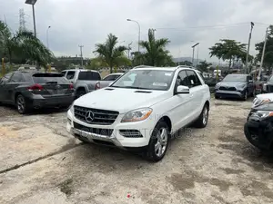Mercedes-Benz M Class ML350 4MATIC 4dr SUV AWD (3.5L 6cyl 7A) 2015