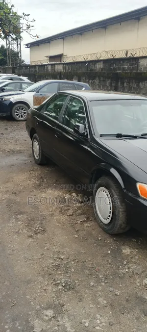 Toyota Camry Automatic 1999 Black
